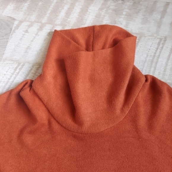 Boho Chic Cowl Neck Oversized Sweater - Picture 10 of 14